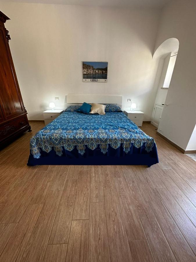 Апартаменты Maiolica House Чефалу Экстерьер фото