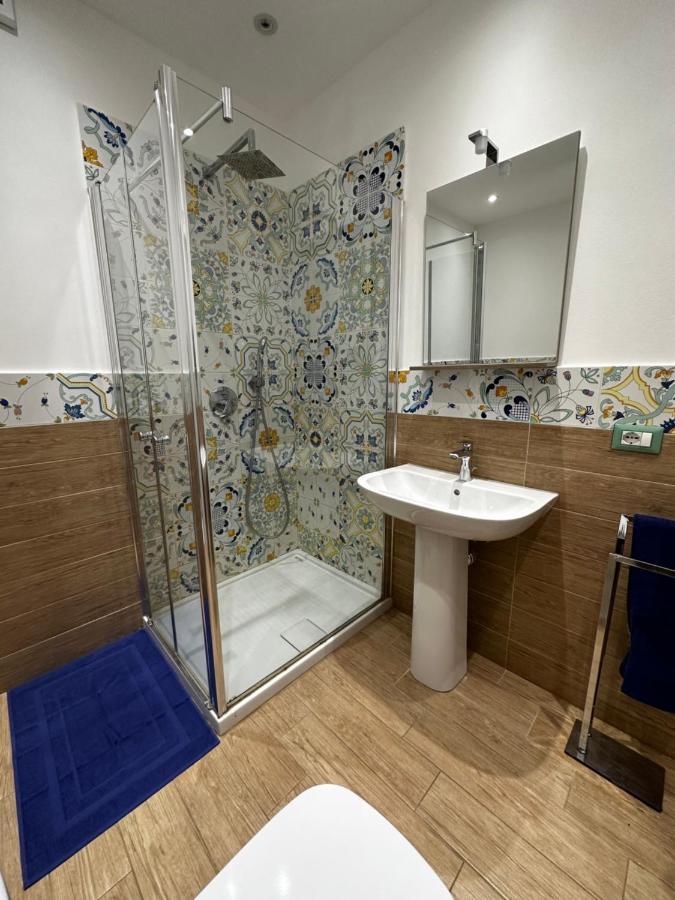 Апартаменты Maiolica House Чефалу Экстерьер фото